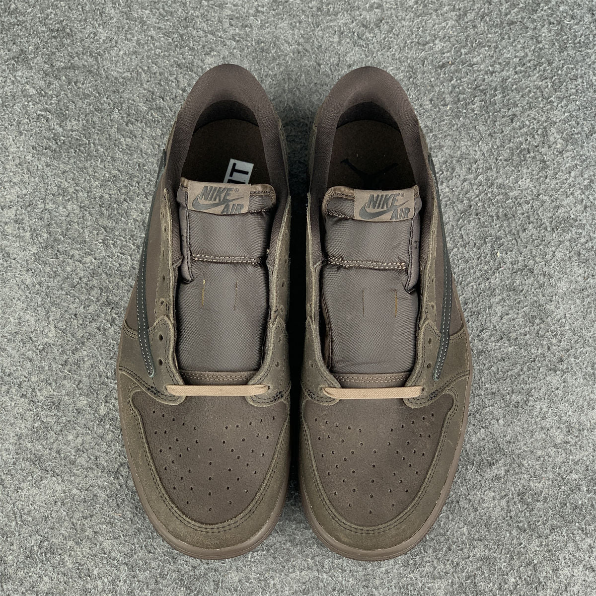 Travis Scott x Air Jordan 1 Retro Low OG SP 'Velvet Brown' (B Grade Version)